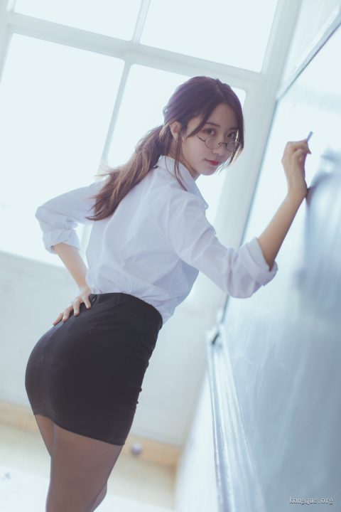 黑川 - 全集81套及随包视频[19.5G-2024.8]-孔雀海|珍藏合集