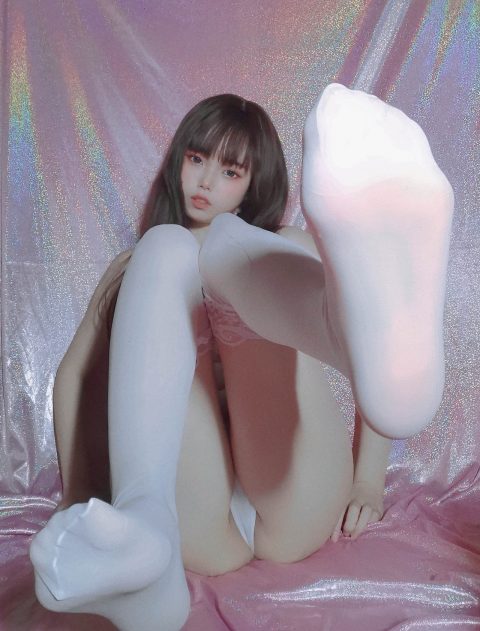 七月喵子 - 全套55期含随包视频[20.3G-2025.8]-孔雀海|珍藏合集