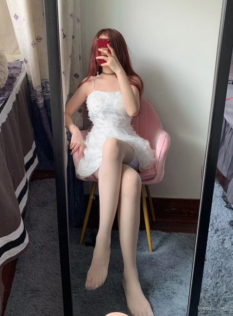 提袜少女 - 朋友圈收费系列套图&视频-孔雀海|珍藏合集