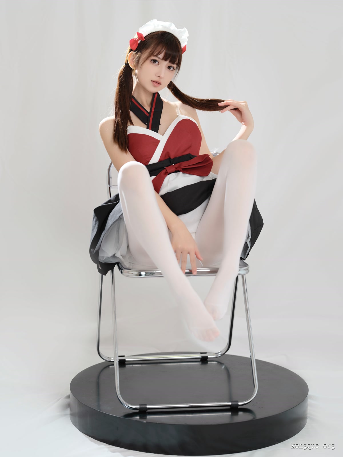 河豚抚子_NO.07_红衣小女仆_[25P-72MB]_孔雀海：kongque.org_020