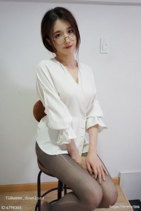 轩子巨二兔(轩子巨2兔) - 微密圈套图&视频[24套-2025.10]-孔雀海|珍藏合集