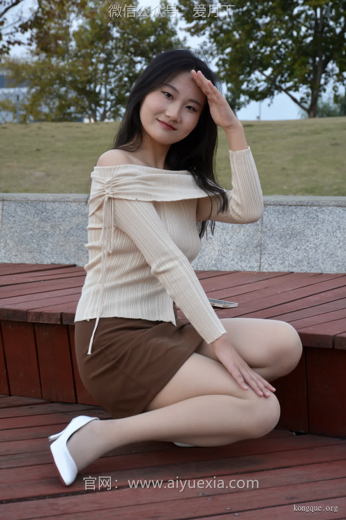 月下摄影_NO.007_恰恰~一字肩_尴尴尬尬的第一次驾驭一字肩服饰！_0040